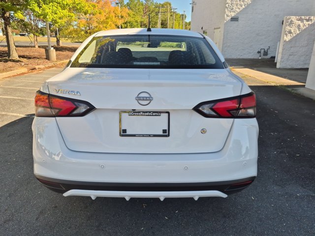 Used 2025 Nissan Versa S w/ Trunk Package FWD image 5