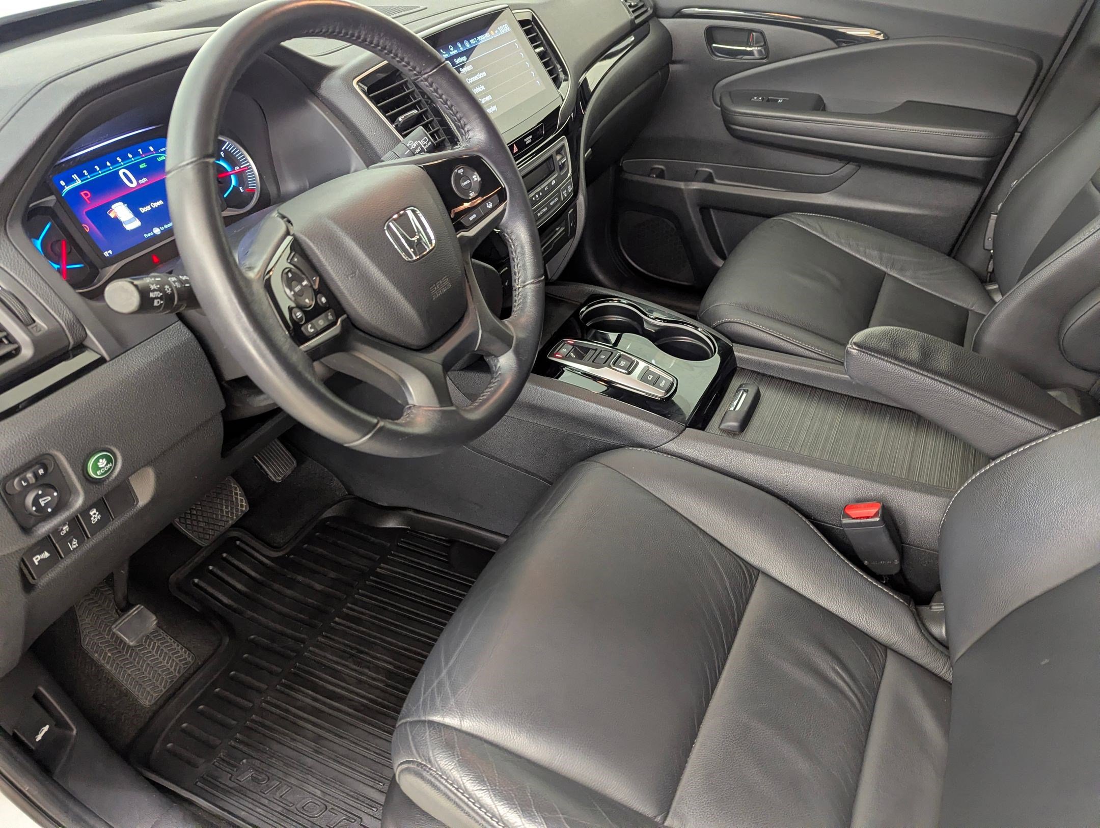 Used 2022 Honda Pilot Touring image 4