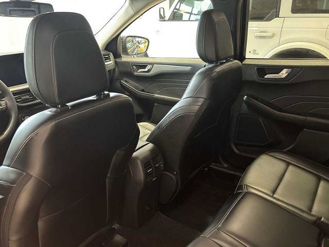 Certified 2025 Ford Escape Platinum image 24