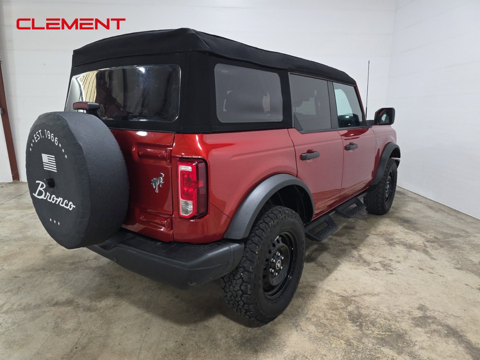 Certified 2023 Ford Bronco Black Diamond image 6