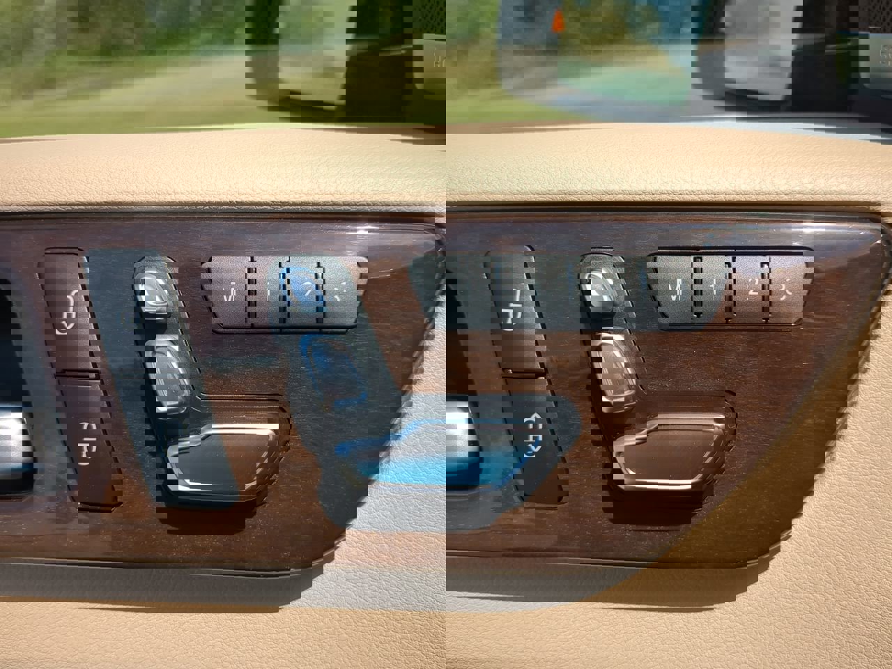 Used 2019 Mercedes-Benz GLE 400 4MATIC image 30