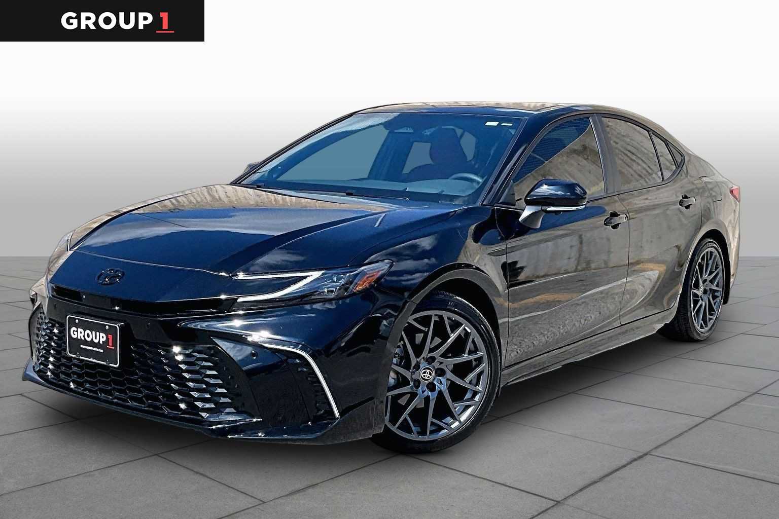 Used 2026 Toyota Camry XSE w/ Premium Plus Package FWD image 1