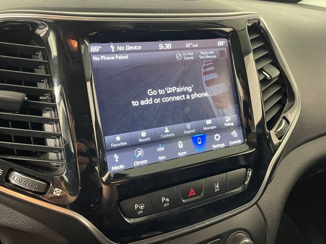 Used 2019 Jeep Cherokee Limited w/ Luxury Group AWD/4WD image 7