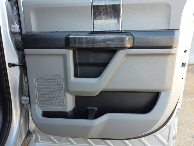 Certified 2019 Ford F250 XLT w/ XLT Premium Package AWD/4WD image 21