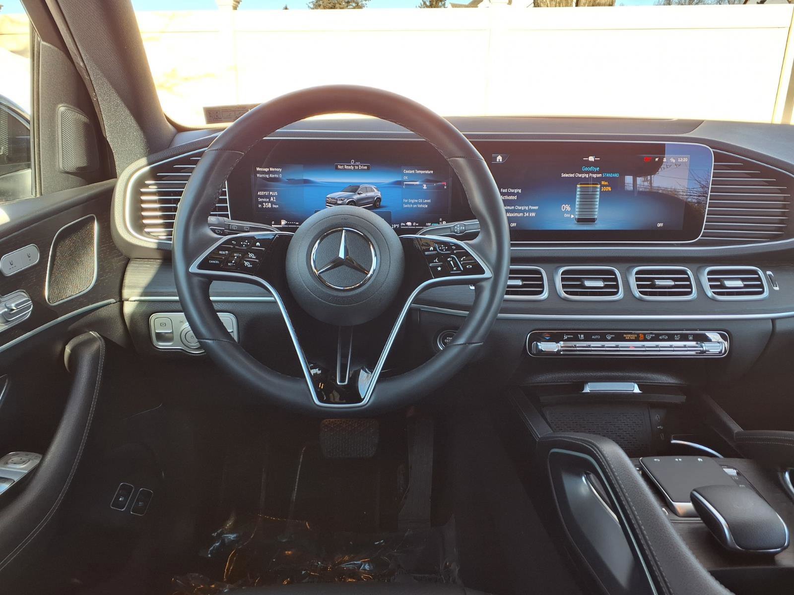 Used 2025 Mercedes-Benz GLE 450e BASE 4MATIC image 14