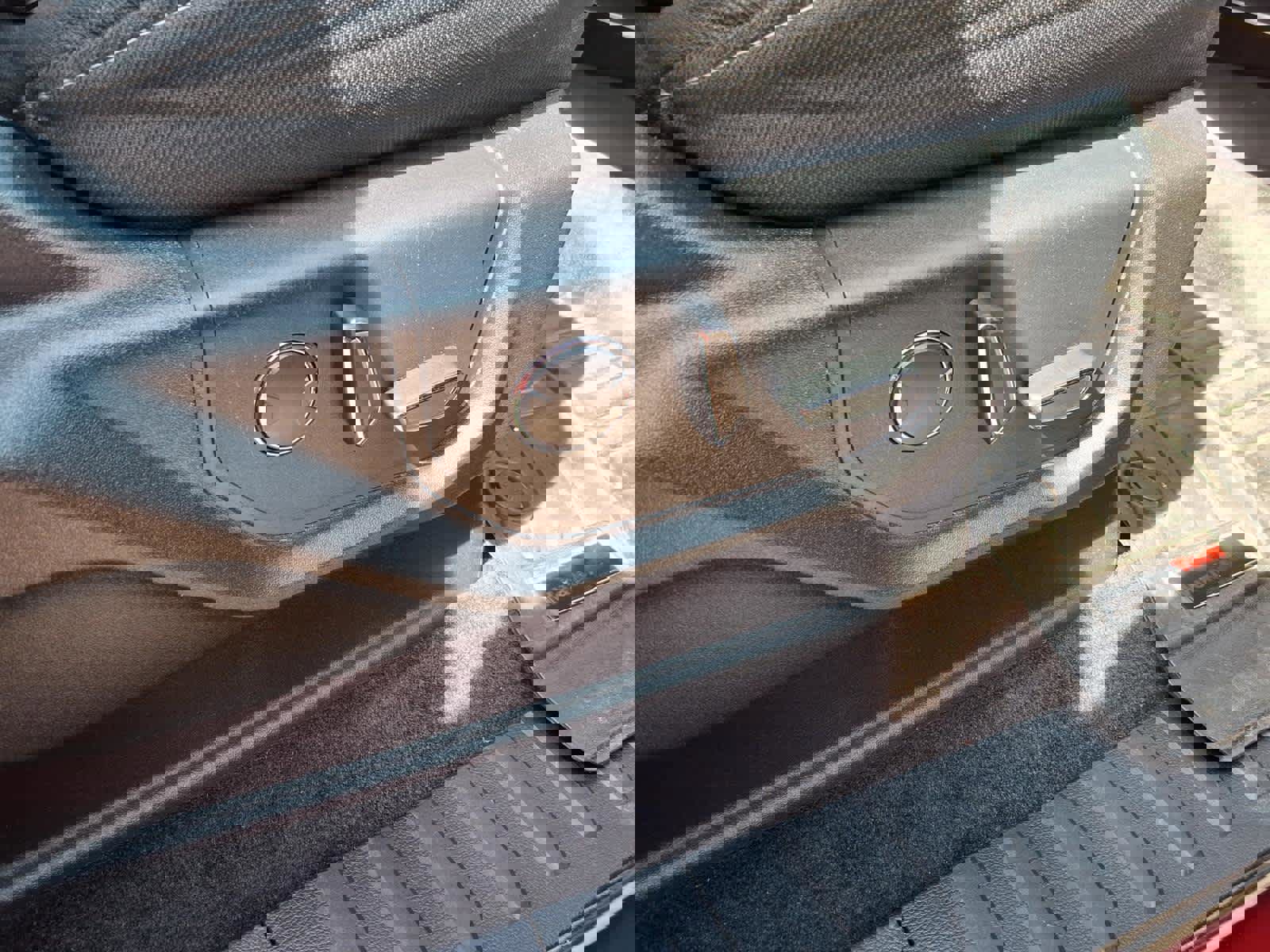 Certified 2017 Ford F150 XLT w/ Equipment Group 302A Luxury image 32