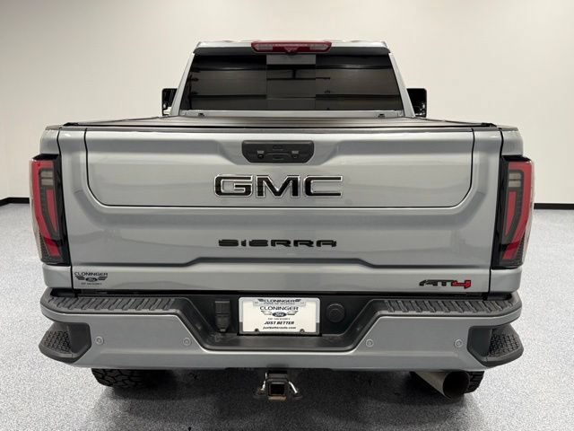 Used 2024 GMC Sierra 2500 AT4 w/ AT4 Premium Plus Package AWD/4WD image 10