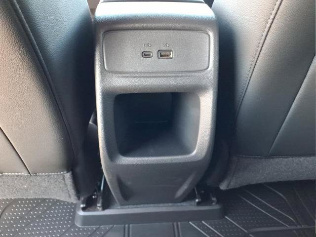 Used 2025 Chevrolet Trax RS w/ Driver Confidence Package FWD image 16