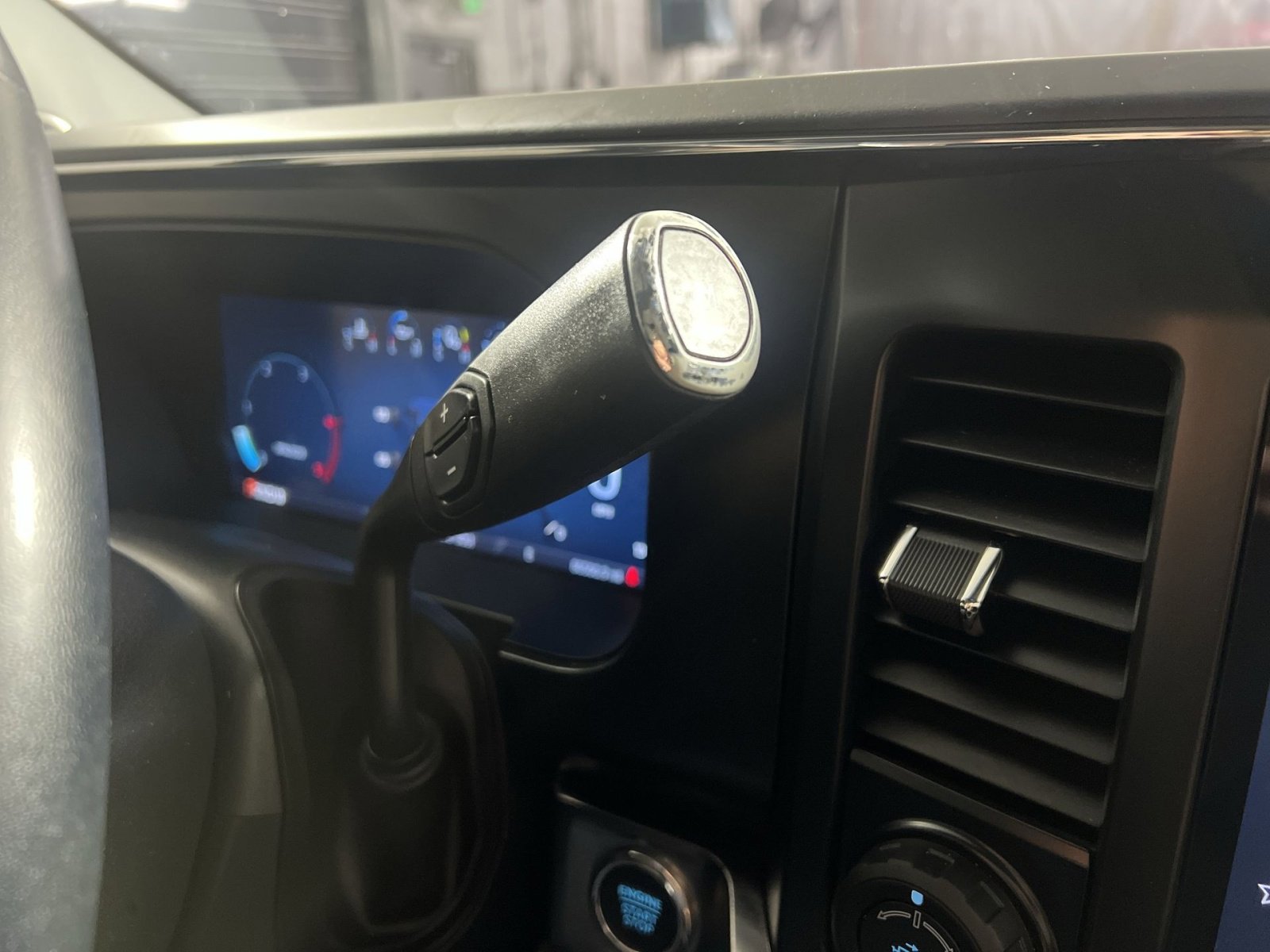 Certified 2023 Ford F250 Lariat w/ Lariat Ultimate Package image 22