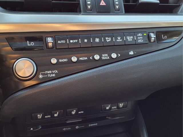 Used 2021 Lexus ES 250 250 w/ Premium Package image 16