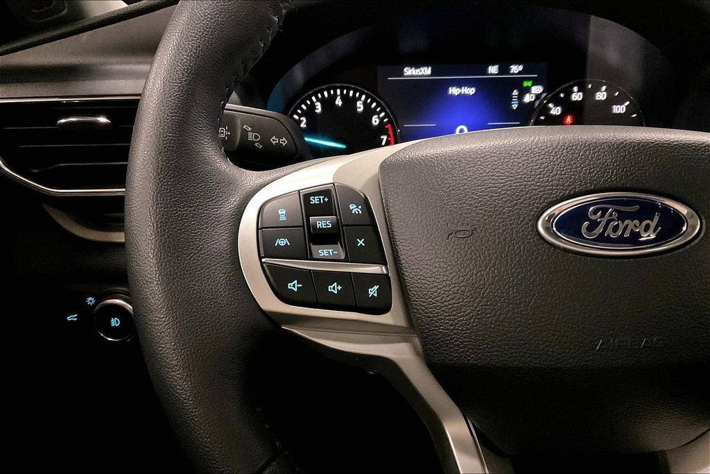 Certified 2024 Ford Explorer XLT w/ Equipment Group 202A AWD/4WD image 17