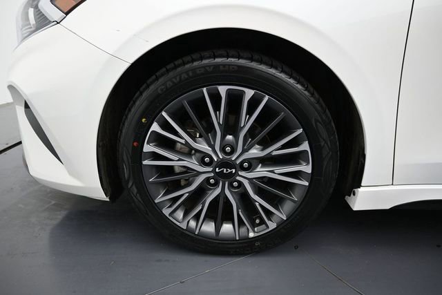 Used 2024 Kia Forte GT-Line w/ GT-Line Premium Package FWD image 9