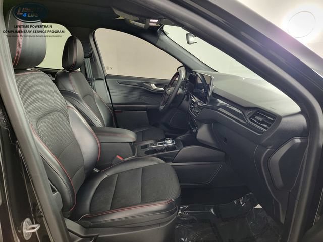 Certified 2023 Ford Escape ST-Line w/ Tech Pack #1 AWD/4WD image 21