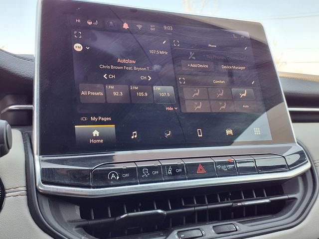 Used 2025 Jeep Compass Limited image 15