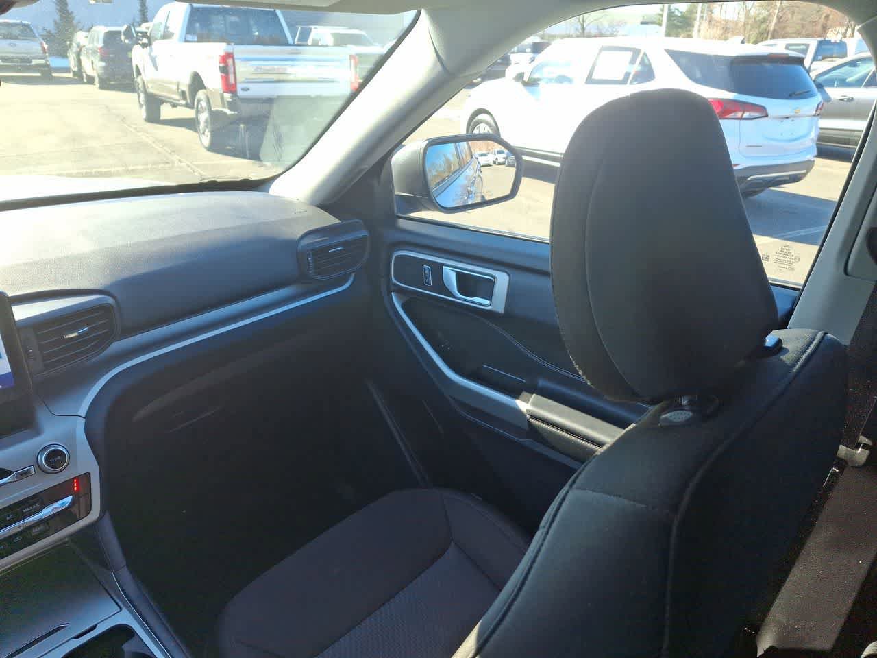 Certified 2023 Ford Explorer XLT AWD/4WD image 11