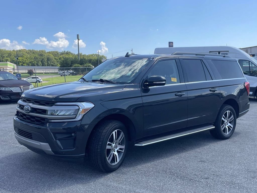 Certified 2023 Ford Expedition Max XLT RWD image 7