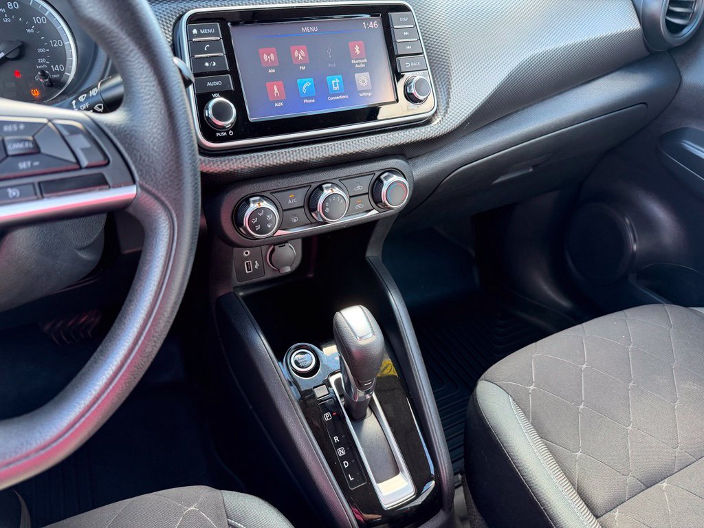 Used 2020 Nissan Kicks S FWD image 28