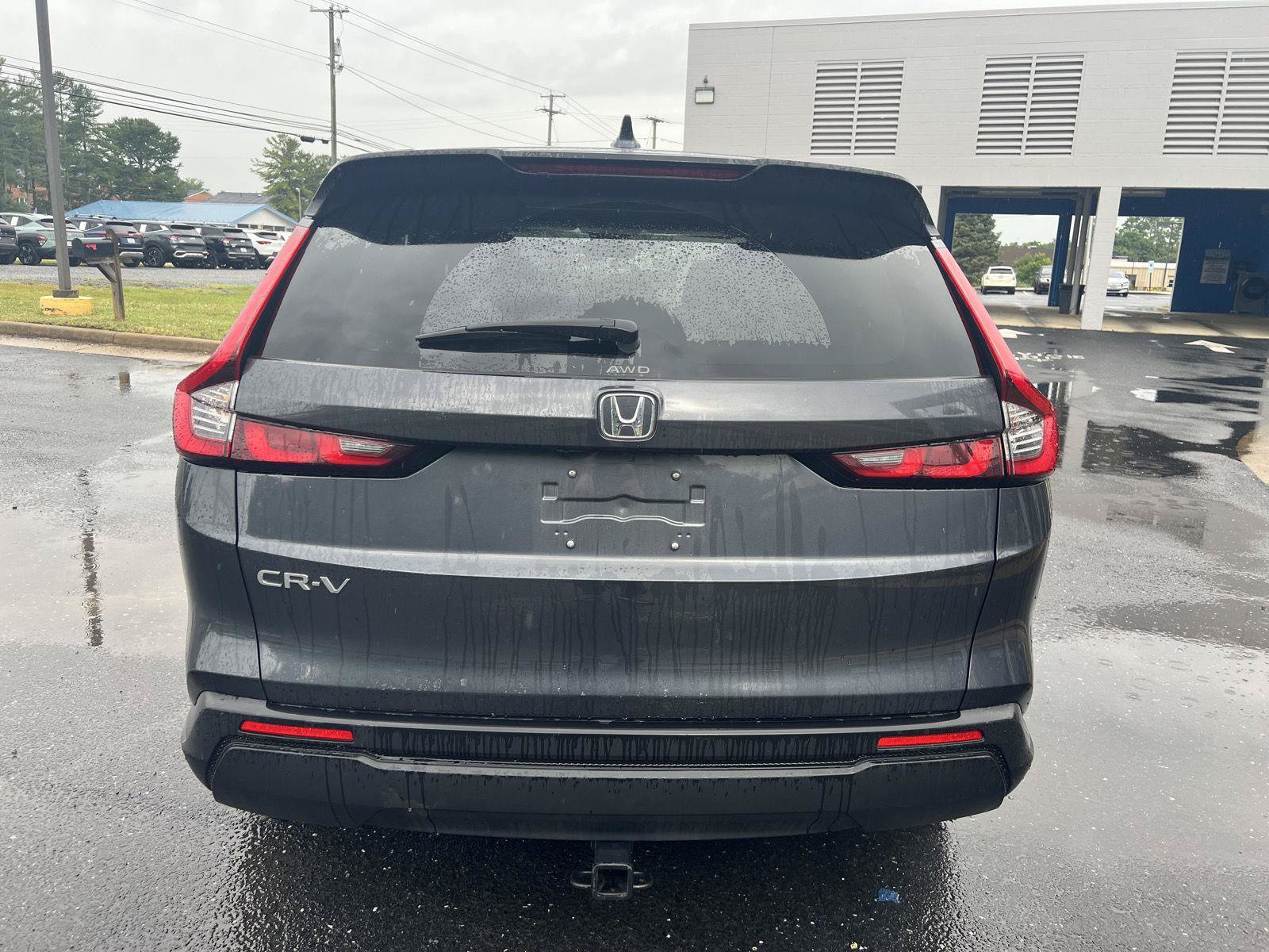 Used 2025 Honda CR-V EX image 4