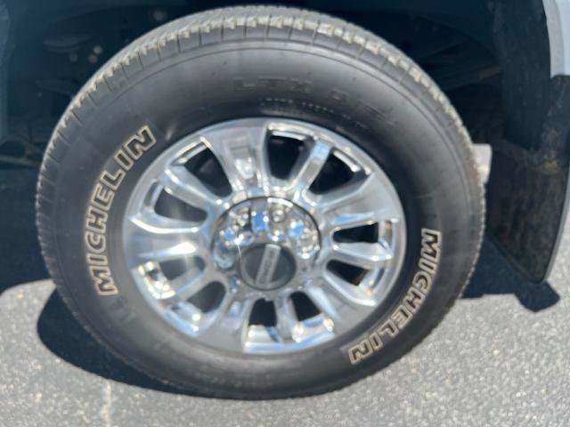 Certified 2022 Ford F350 Limited w/ FX4 Off-Road Package AWD/4WD image 26