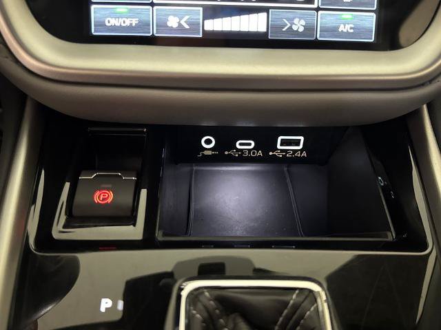 Used 2025 Subaru Outback Premium AWD/4WD image 28