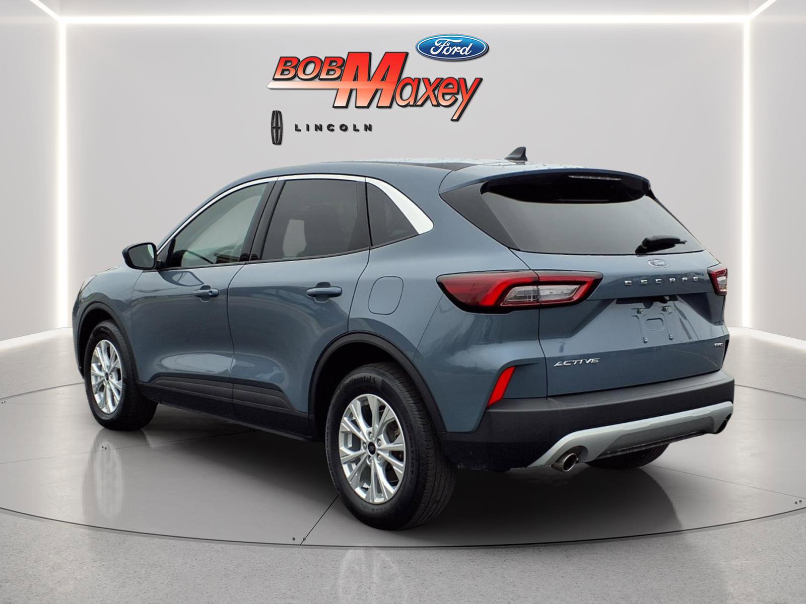 Certified 2023 Ford Escape Active AWD/4WD image 7