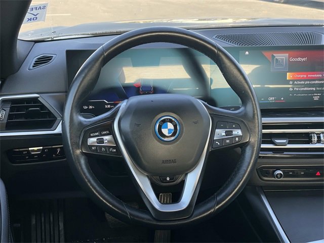 Used 2023 BMW i4 eDrive35 w/ Premium Package image 8