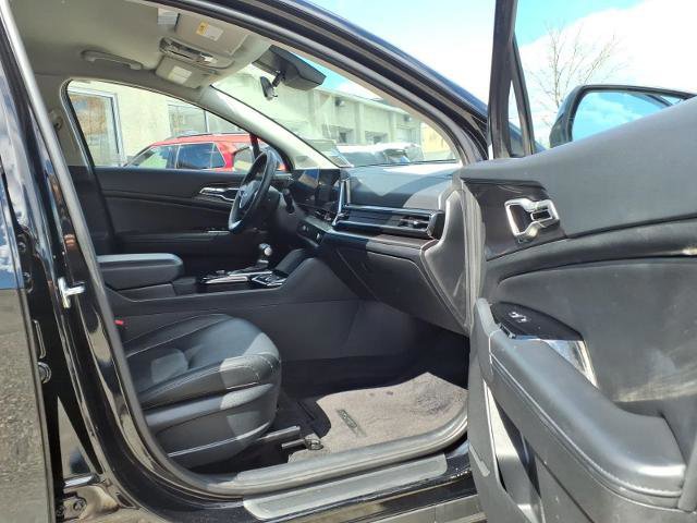 Used 2024 Kia Sportage EX image 10
