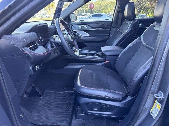 Certified 2025 Ford Explorer ST AWD/4WD image 16
