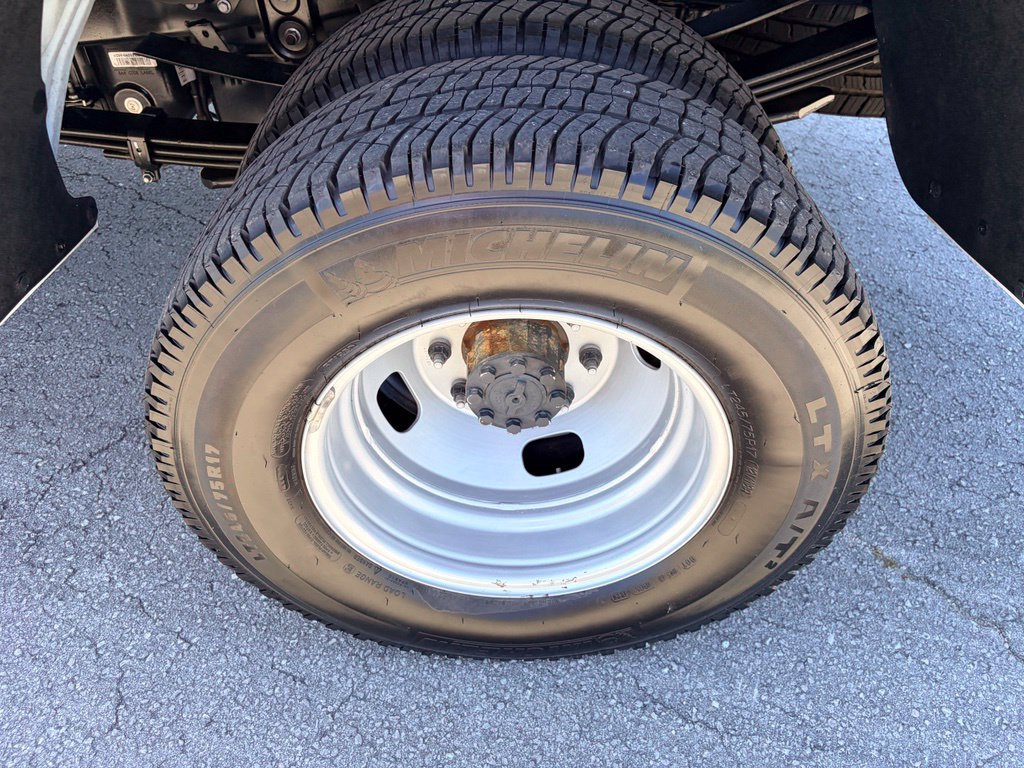 Certified 2025 Ford F350 XLT AWD/4WD image 35