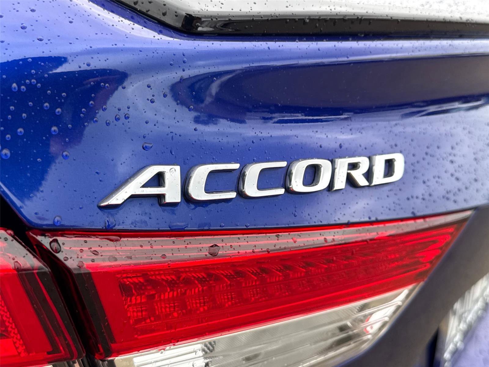 Used 2022 Honda Accord Sport image 10