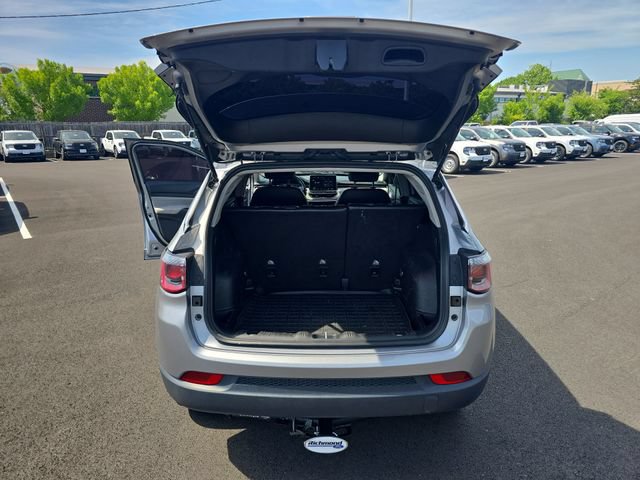 Used 2022 Jeep Compass Latitude AWD/4WD image 22