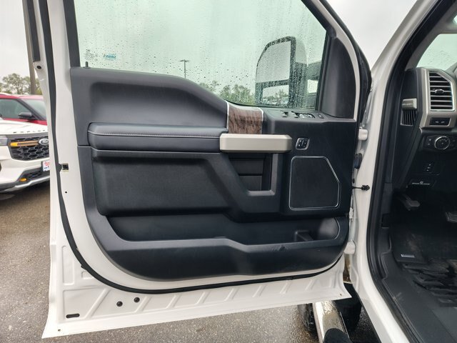 Certified 2017 Ford F250 Lariat w/ Lariat Value Package AWD/4WD image 9