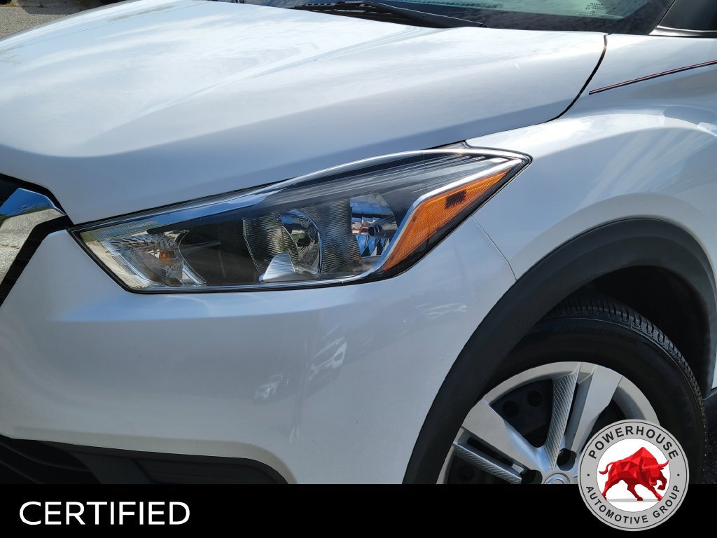 Used 2020 Nissan Kicks S FWD image 11