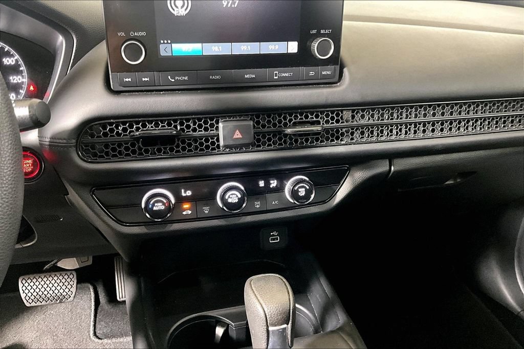 Used 2025 Honda HR-V LX image 24