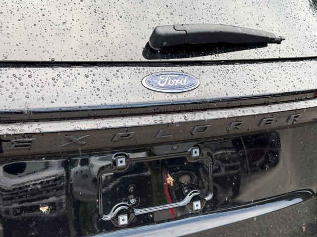 Certified 2025 Ford Explorer ST w/ Sun And Sound Package RWD image 9
