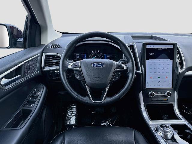 Certified 2024 Ford Edge SEL w/ Convenience Package AWD/4WD image 18