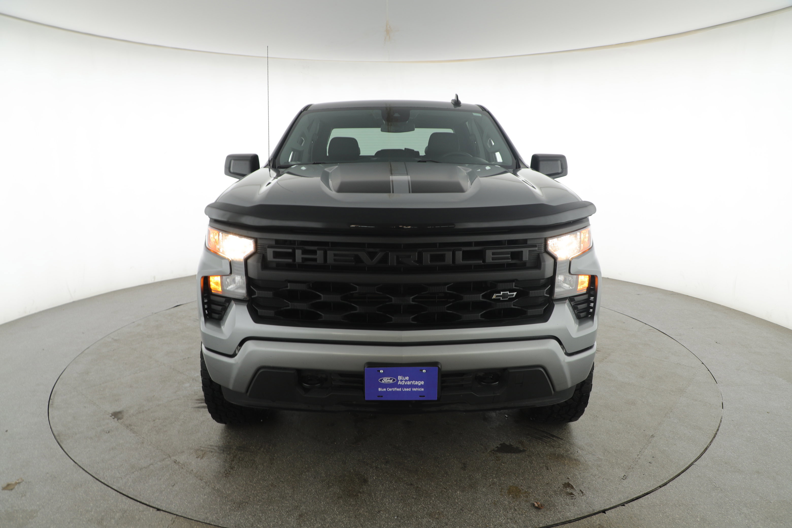 Used 2024 Chevrolet Silverado 1500 Custom w/ Rally Edition image 4