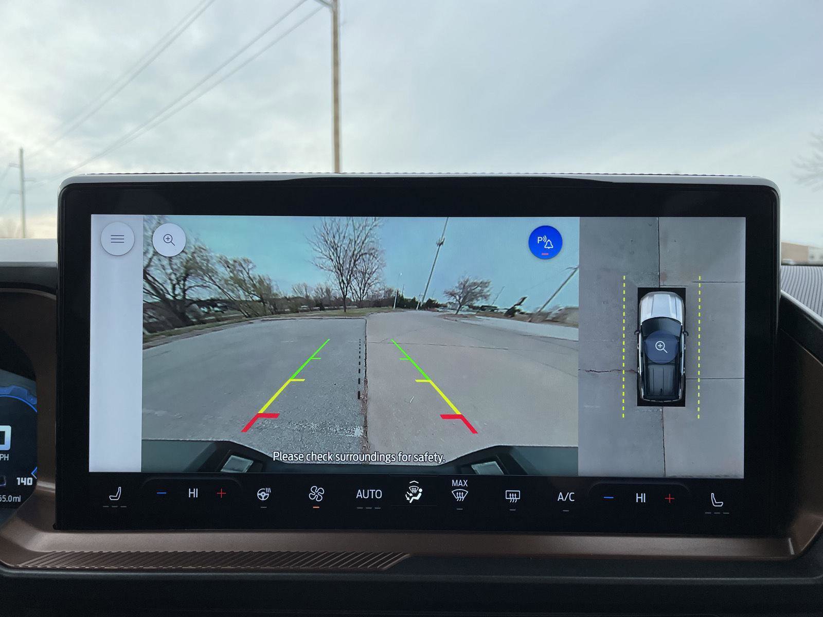 Certified 2025 Ford Bronco Sport Outer Banks w/ Outer Banks Tech Package+ AWD/4WD image 23