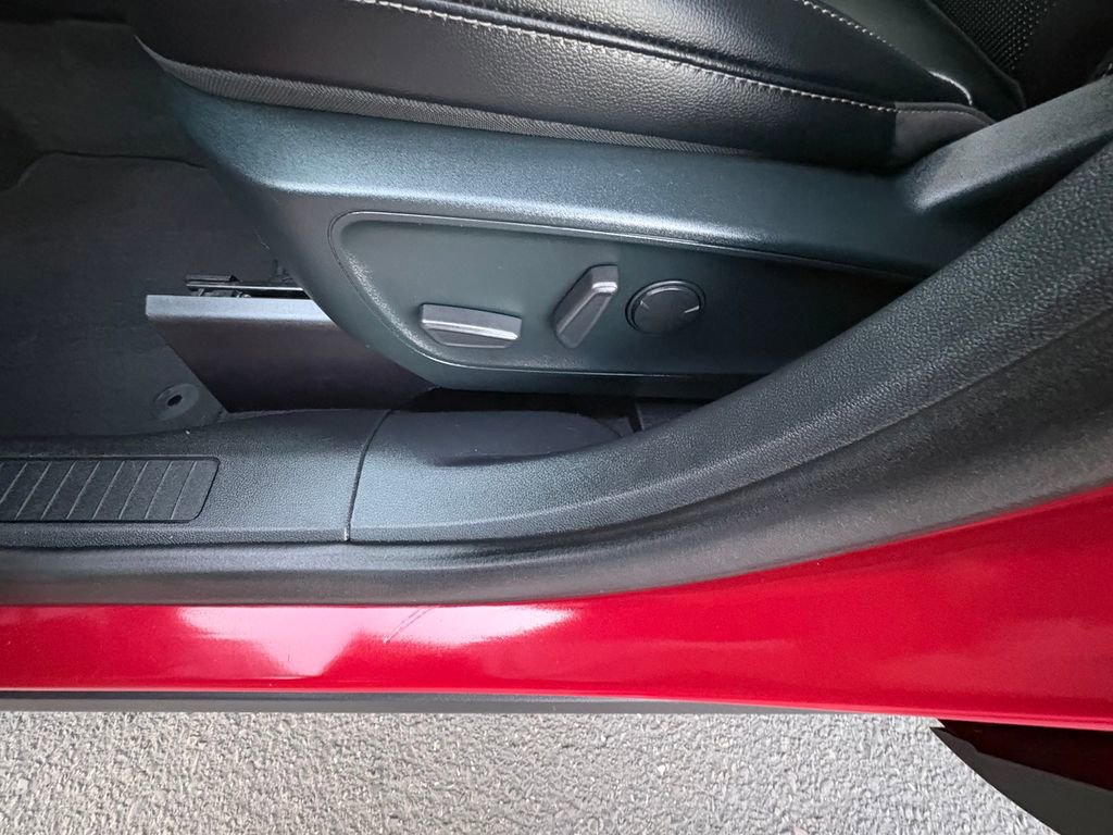 Certified 2020 Ford Escape SEL AWD/4WD image 13