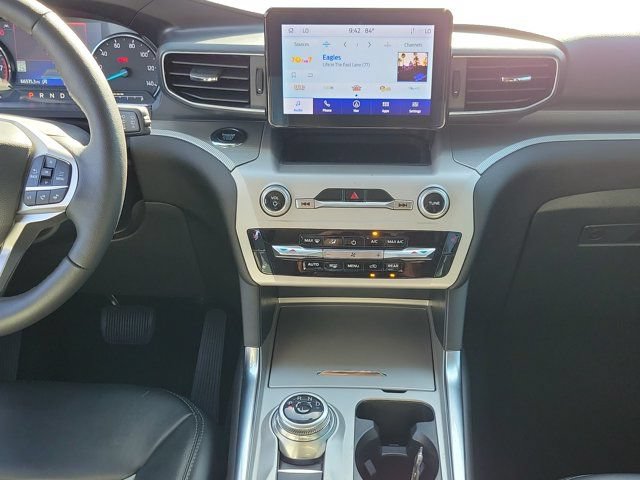 Certified 2023 Ford Explorer XLT w/ Equipment Group 202A RWD image 21