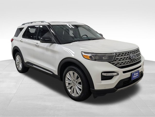 Certified 2023 Ford Explorer Limited w/ Equipment Group 301A AWD/4WD image 19