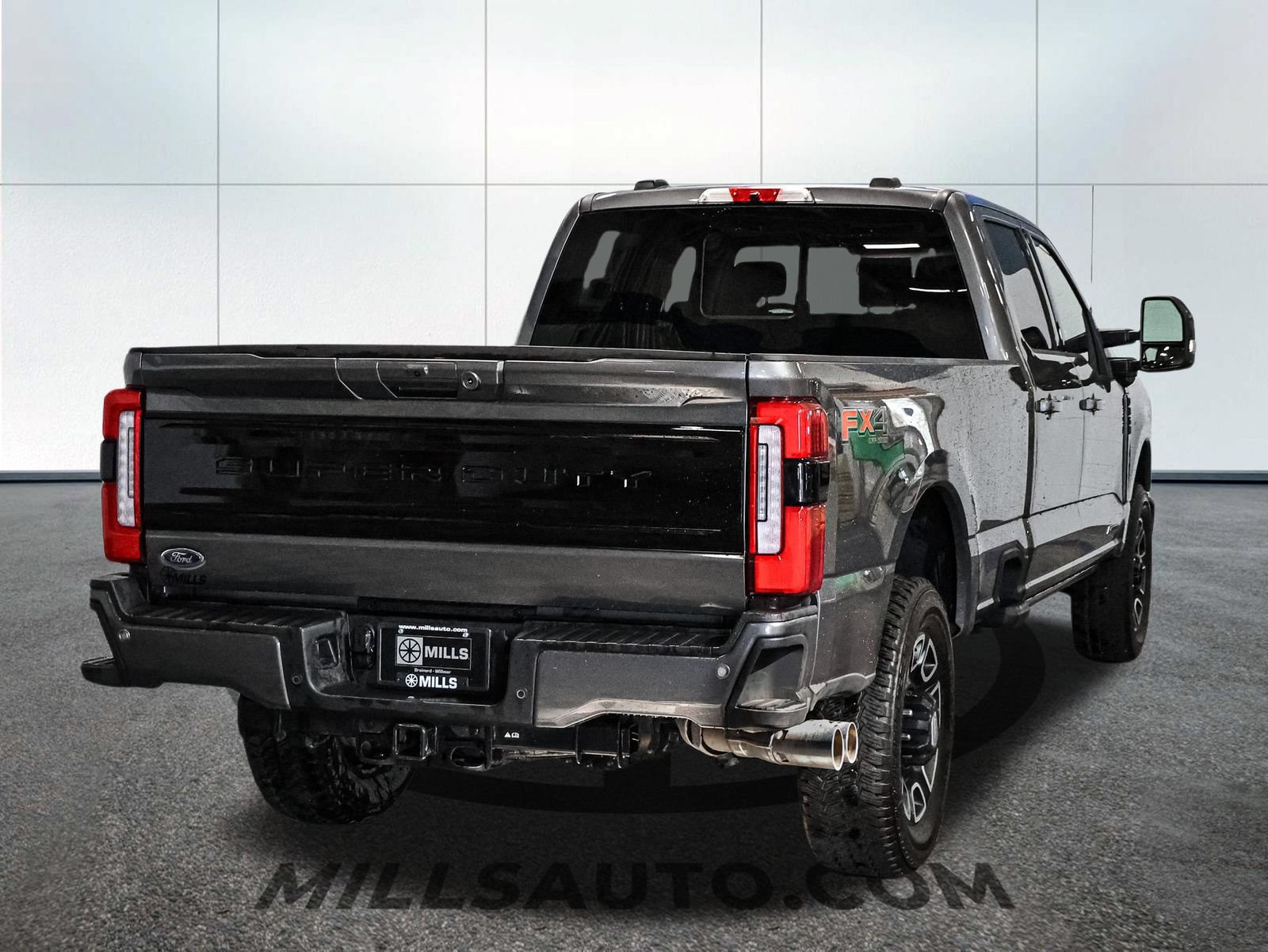 Certified 2025 Ford F350 Platinum AWD/4WD image 7