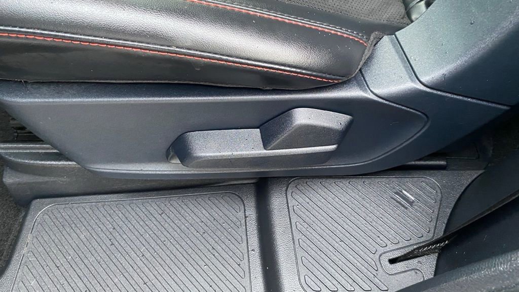 Certified 2025 Ford Explorer ST image 17