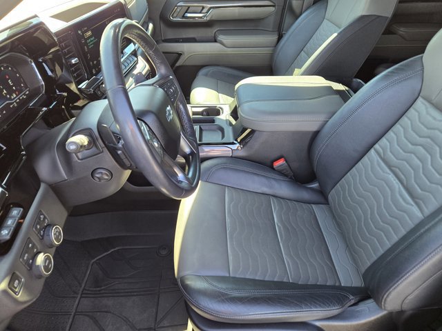 Used 2023 Chevrolet Silverado 1500 ZR2 w/ Technology Package image 11
