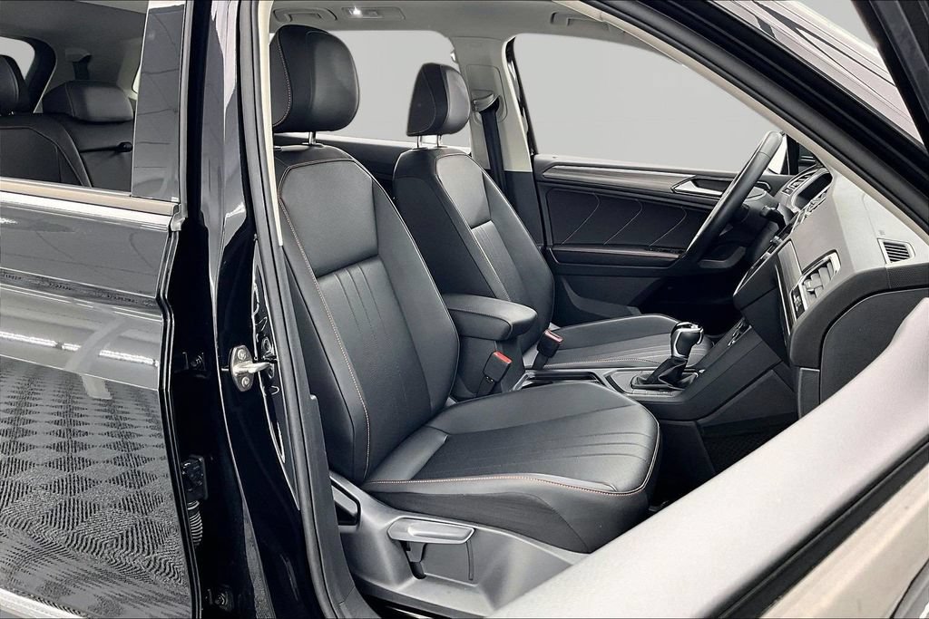 Used 2024 Volkswagen Tiguan Wolfsburg Edition w/ Panoramic Sunroof Package FWD image 7