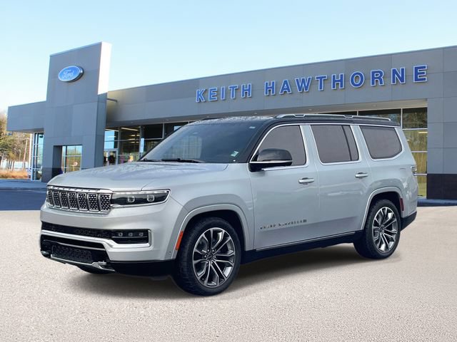 Used 2024 Jeep Grand Wagoneer Series III w/ Rear Seat Video Group 1 AWD/4WD image 3