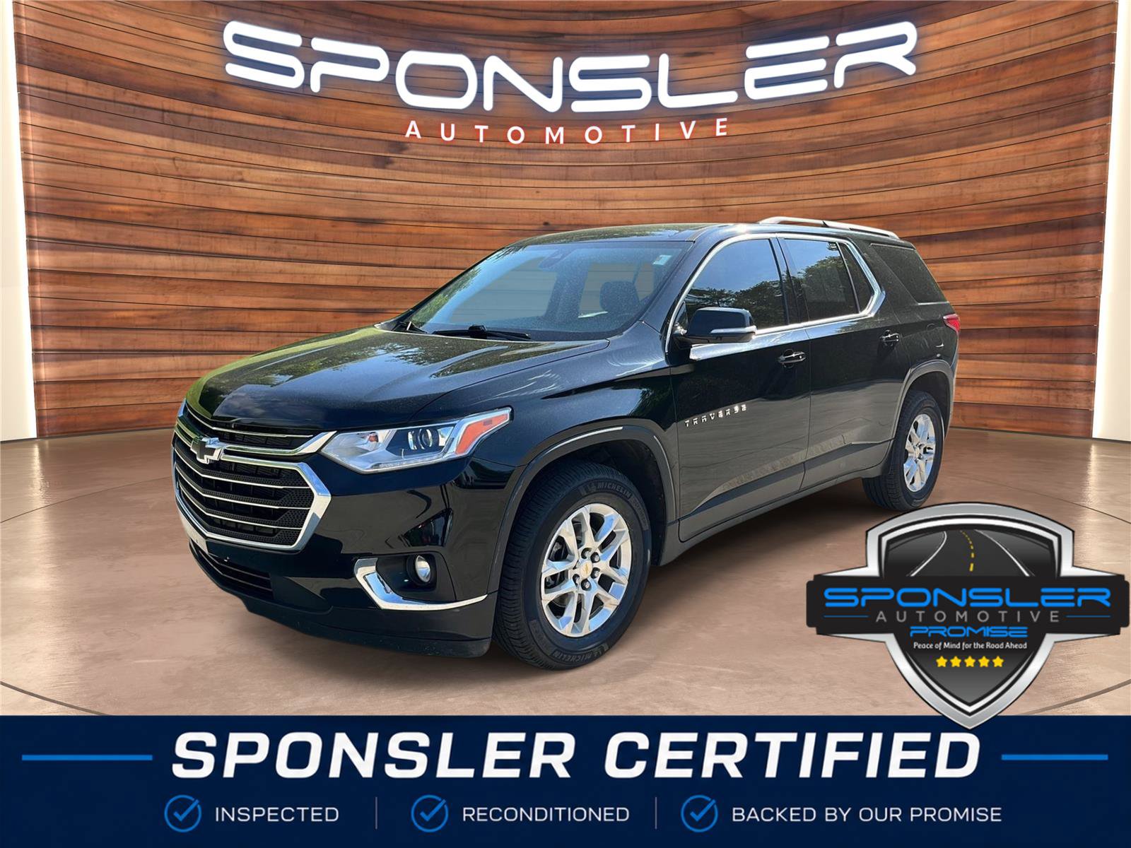 Used 2020 Chevrolet Traverse LT w/ Driver Confidence II Package AWD/4WD image 1