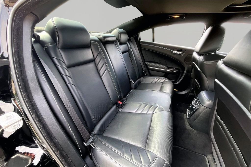 Used 2022 Dodge Charger SRT Hellcat w/ Harman/Kardon Audio Group RWD image 27