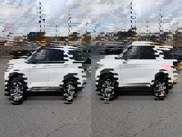 Certified 2020 Ford Explorer XLT image 5