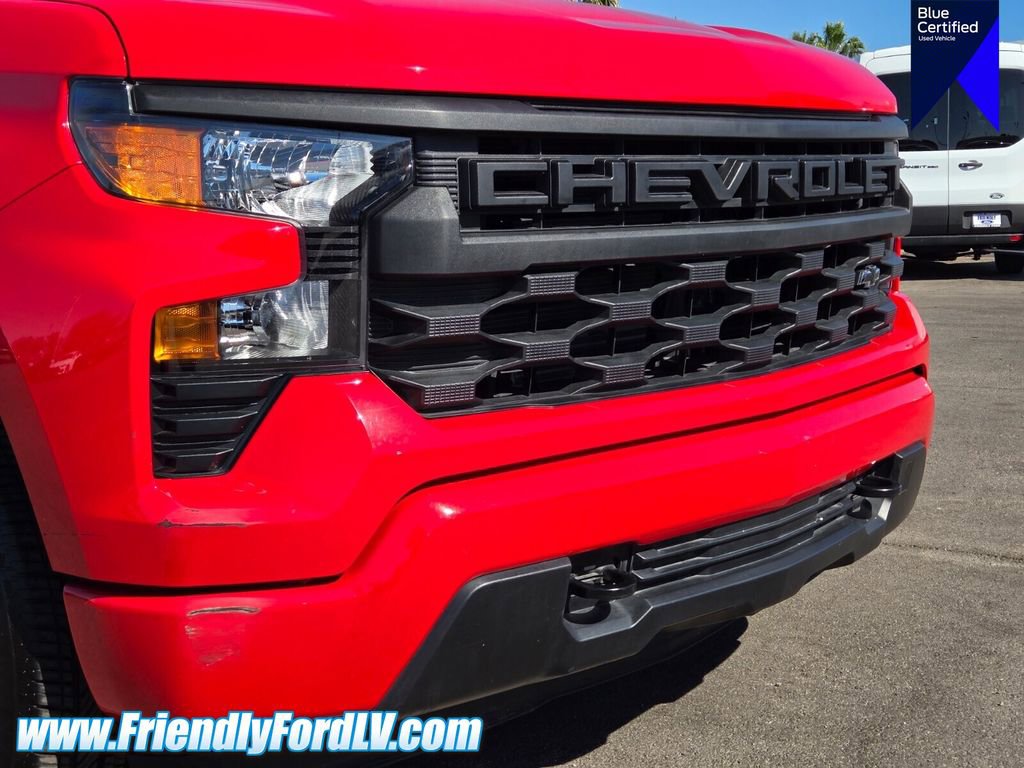 Used 2025 Chevrolet Silverado 1500 Custom RWD image 2